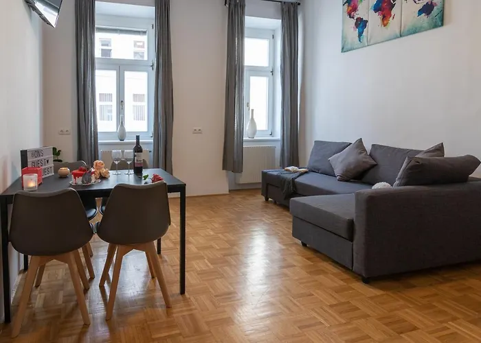 Station Apartment